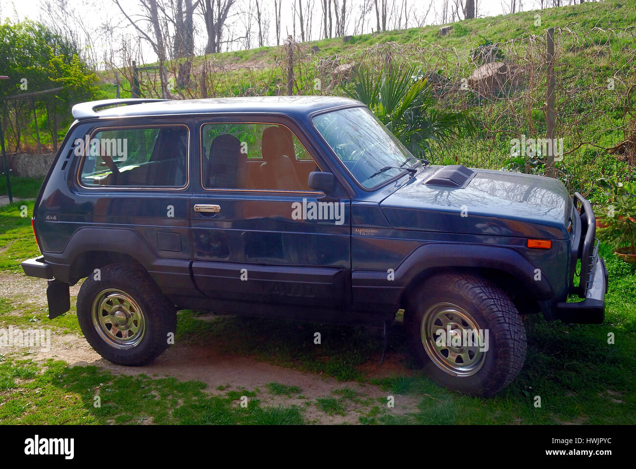 La Lada 4x4, precedentemente chiamato la Lada Niva è un veicolo fuoristrada progettate e prodotte a partire dal 1976 dal russo (ex sovietica) costruttore AvtoVAZ. Foto Stock