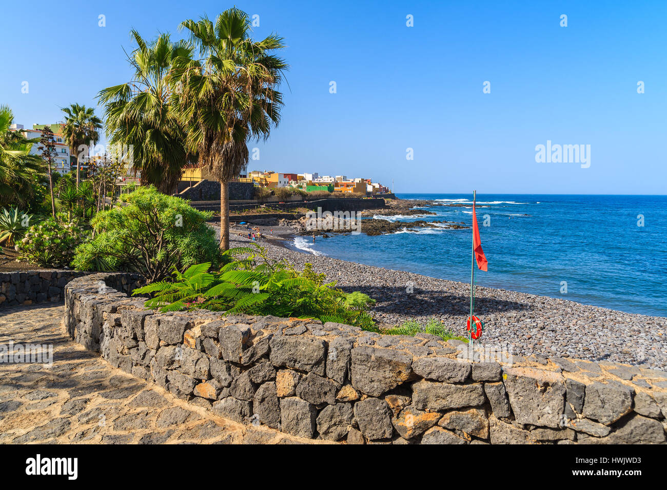Passeggiata costiera sull'isola di Tenerife, Spagna Foto Stock