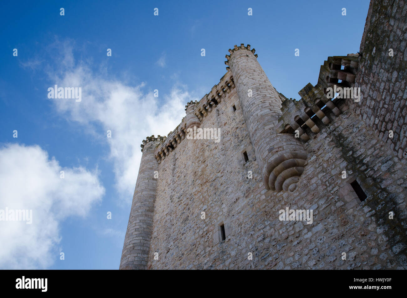 Castello di Torija, a Guadalajara (Spagna), costruita dai Cavalieri Templari nel XI secolo. Foto Stock