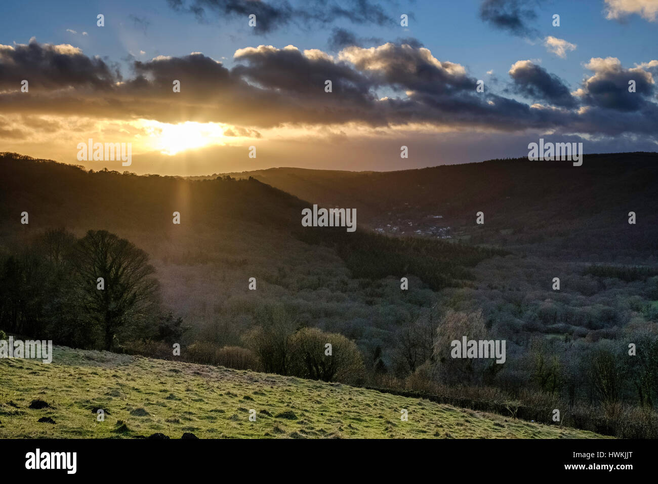 Vista panoramica sulla valle di Wye da St Briavels al tramonto Foto Stock