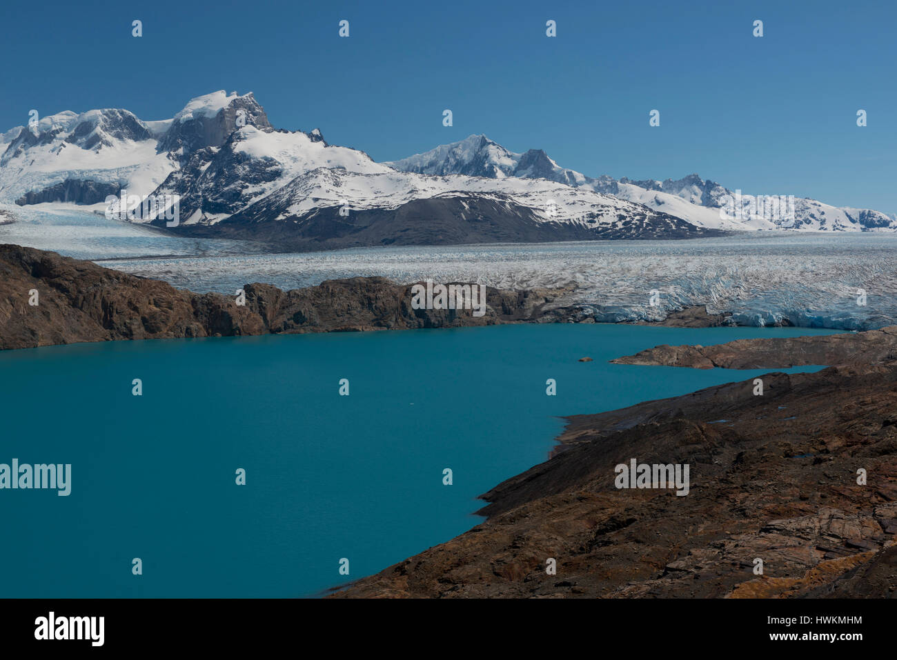 Punto di vista panoramica su Ghiacciaio Upsala e il Lago Argentino, vicino Estancia Cristina in Patagonia Foto Stock
