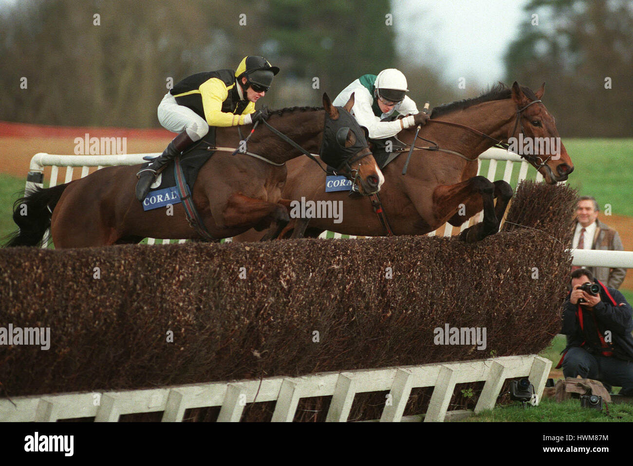 Vertice della Terra & INDIANA TRACKER cavalcato da TOM JENKS & C.MAUDE 08 Gennaio 1998 Foto Stock