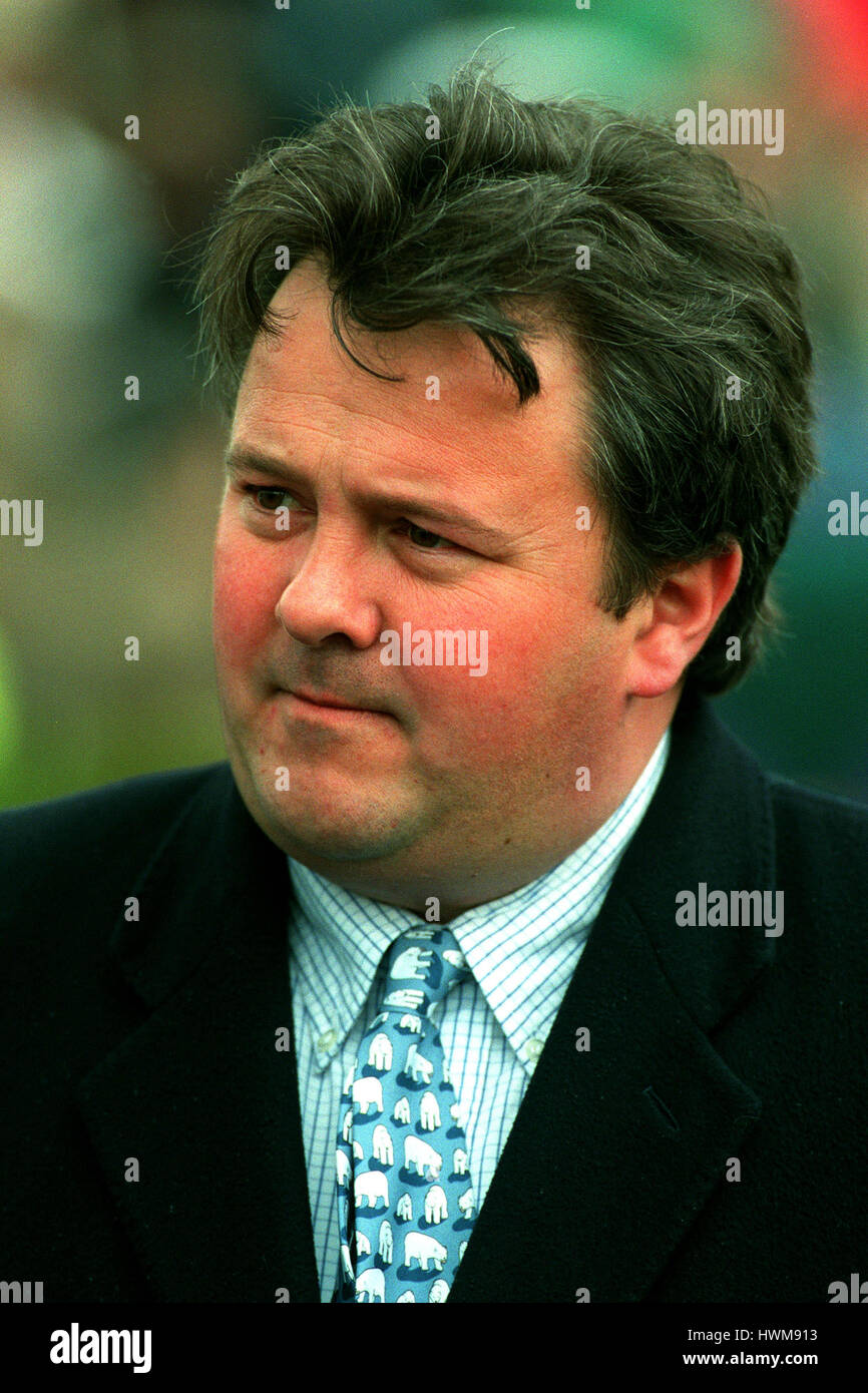 PETER CHAPPLE-HYAM corsa di cavalli TRAINER 17 Aprile 1998 Foto Stock