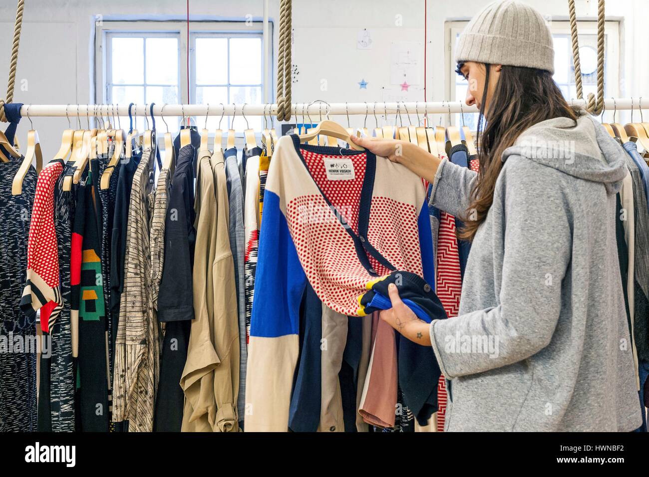 La Danimarca, la Zelanda, Copenaghen, showroom dal designer danese Henrik Vibskov Foto Stock