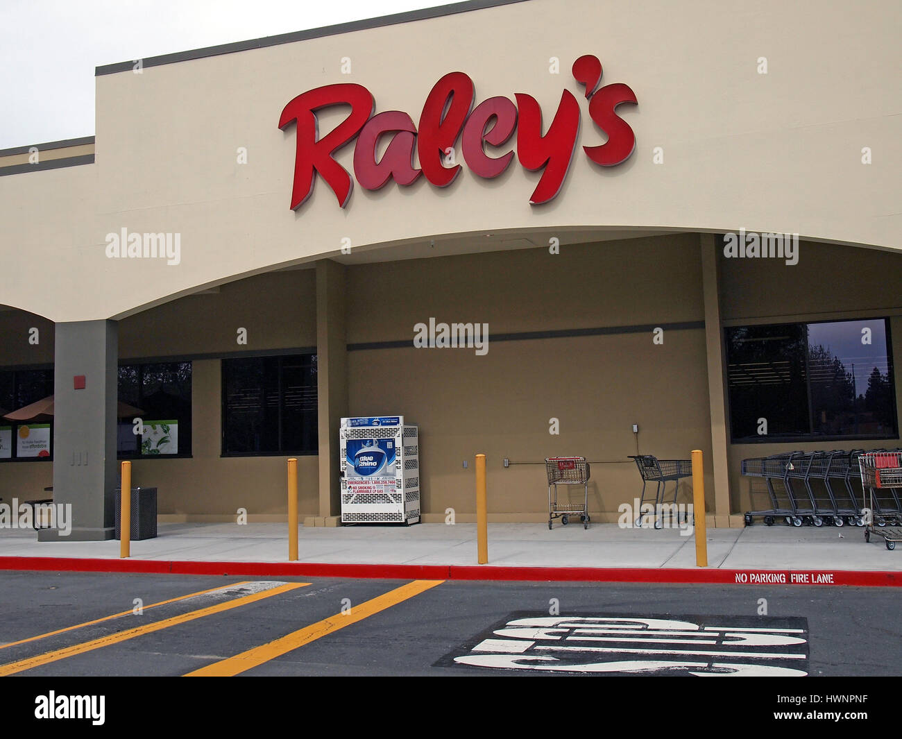 Raley supermercato del negozio, CALIFORNIA, STATI UNITI D'AMERICA Foto  stock - Alamy