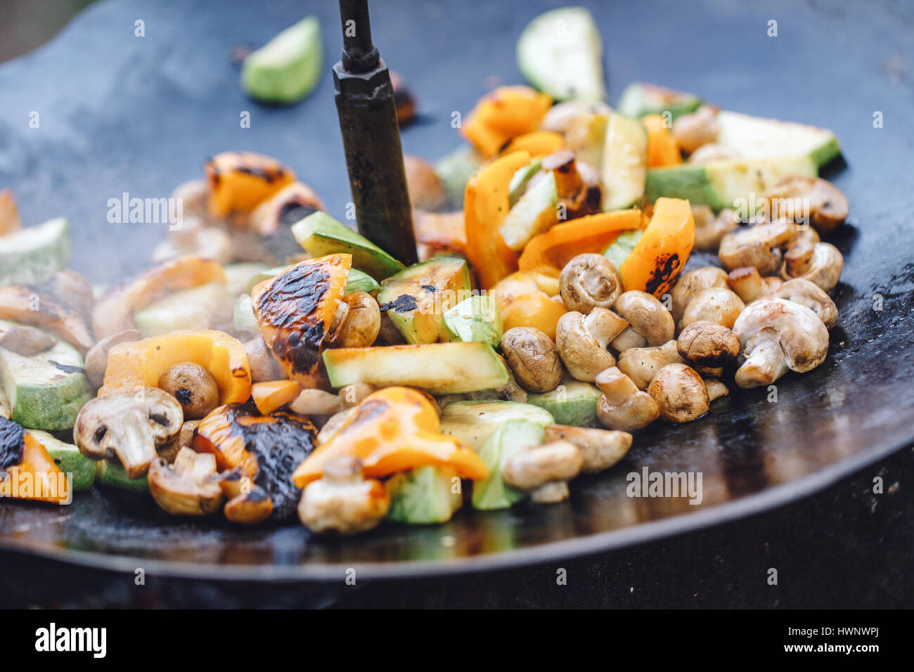 Verdure Arrostite coperte con una bella crosta. Foto Stock