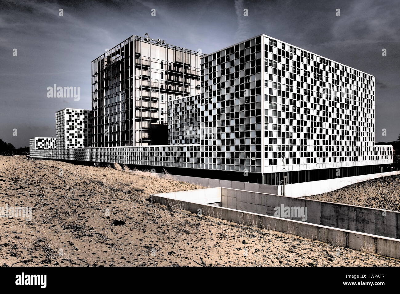 L'Aia, Paesi Bassi - 27 Marzo 2016: La Corte Penale Internazionale presso il nuovo 2015 aperto edificio ICC in colori drammatici. Foto Stock