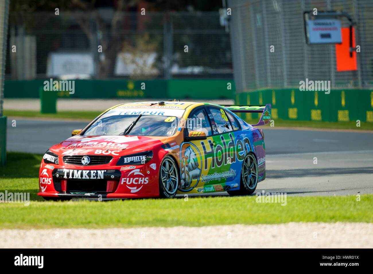 Melbourne, Australia. 23 Mar, 2017. Supercars pratica durante il 2017 Formula 1 Rolex Australian Grand Prix, Australia il 23 marzo 2017. Credito: Dave Hewison sport/Alamy Live News Foto Stock
