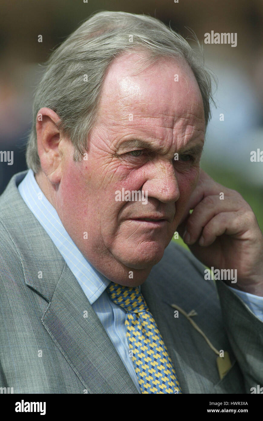 RICHARD HANNON corsa di cavalli TRAINER NEWMARKET Inghilterra 15 aprile 2003 Foto Stock