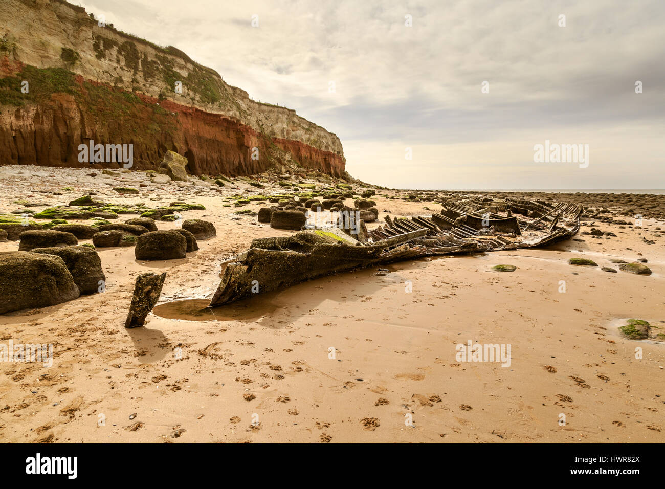 Hunstanton, Inghilterra - marzo 10: Naufragio del vapore in legno trawler nave/barca 'sheraton' sulla spiaggia a Hunstanton, norfolk. Immagine hdr. in Hunstanton, né Foto Stock