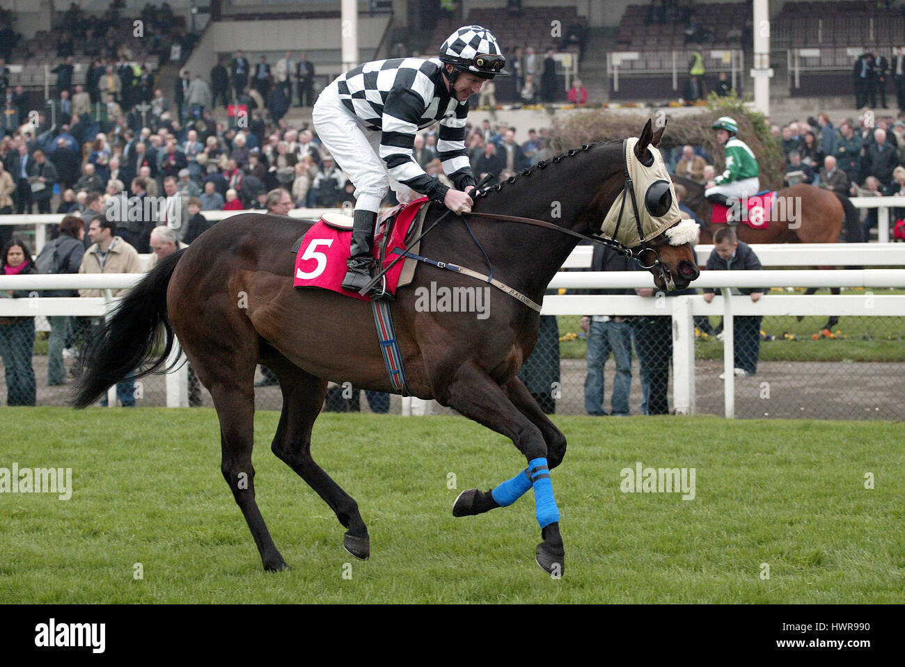 TOM TUN cavalcato da J.FANNING Doncaster Racecourse DONCASTER 31 Marzo 2005 Foto Stock