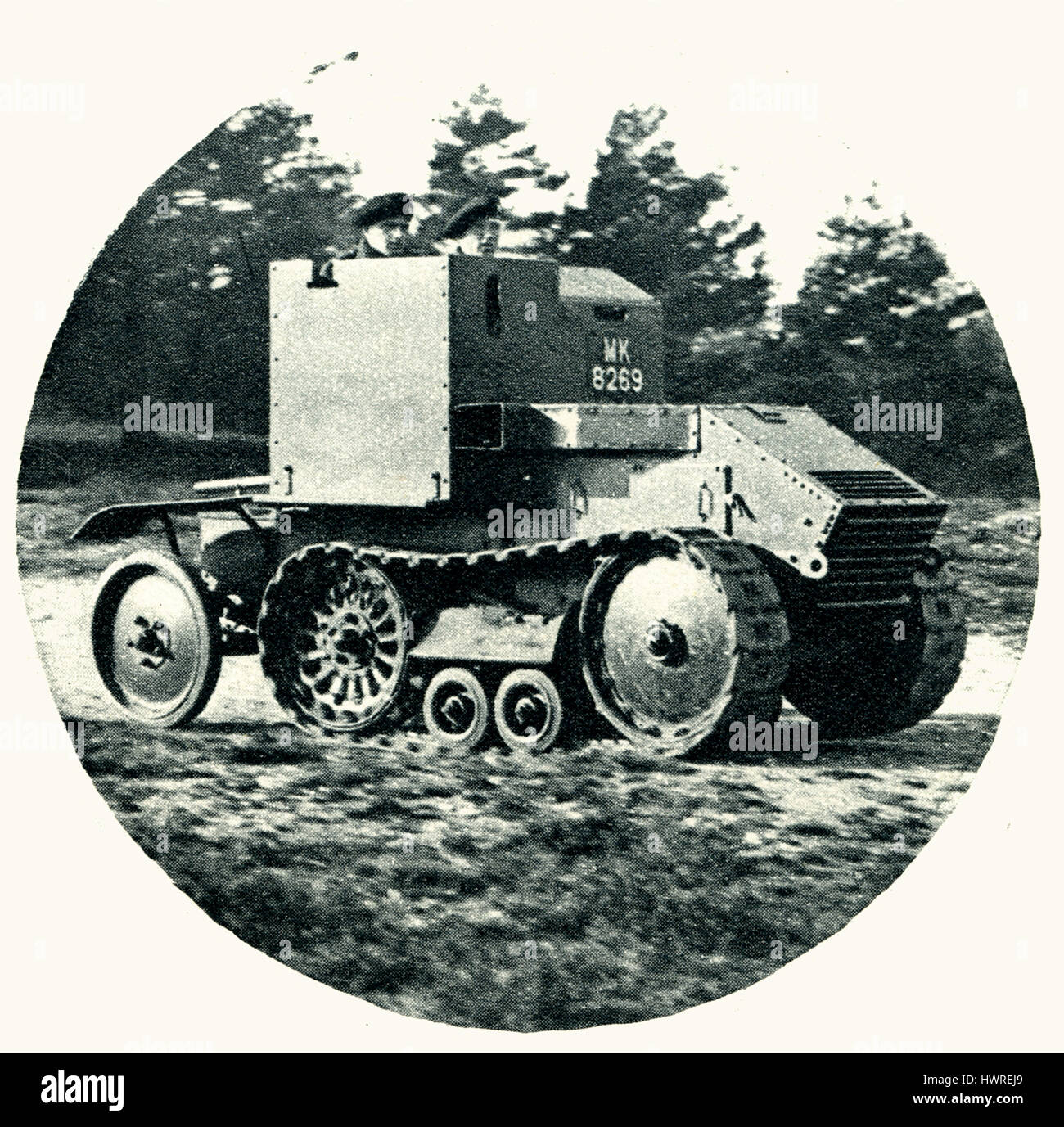 1927 "Tankette' - ricognizione macchina di lavoro durante una guerra di dimostrazione Ufficio nelle vicinanze del Ash, Surrey. Prima Guerra Mondiale Foto Stock