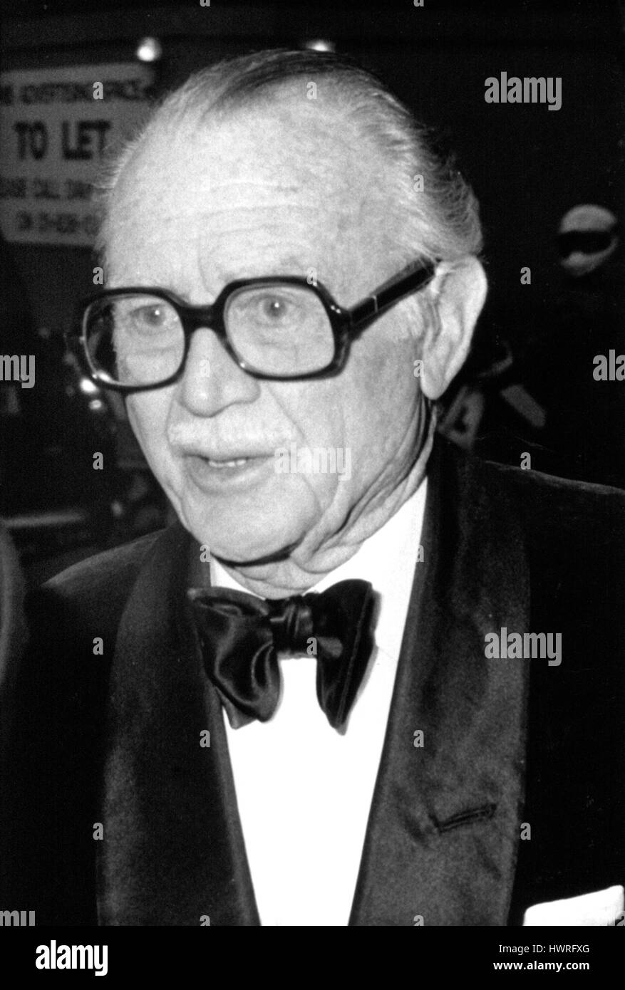 Sir John Mills, veterano attore britannico, partecipa a un evento di celebrità a Londra in Inghilterra il 20 aprile 1989. Foto Stock