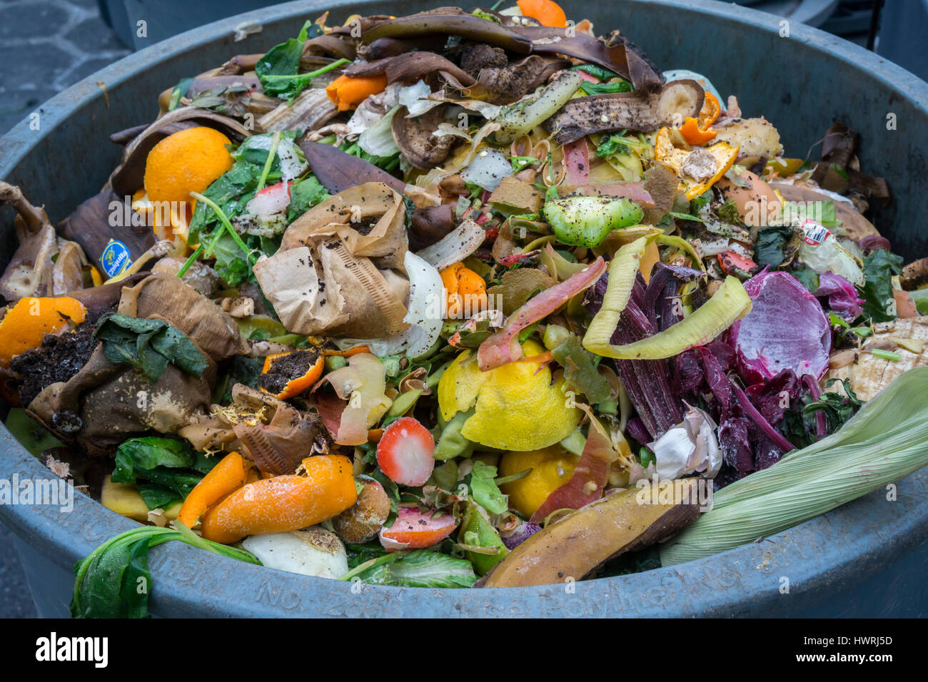 Il compost raccolta presso i seguenti luoghi di interesse: Greenmarket in Union Square a New York sabato 18 marzo, 2017. (© Richard B. Levine) Foto Stock