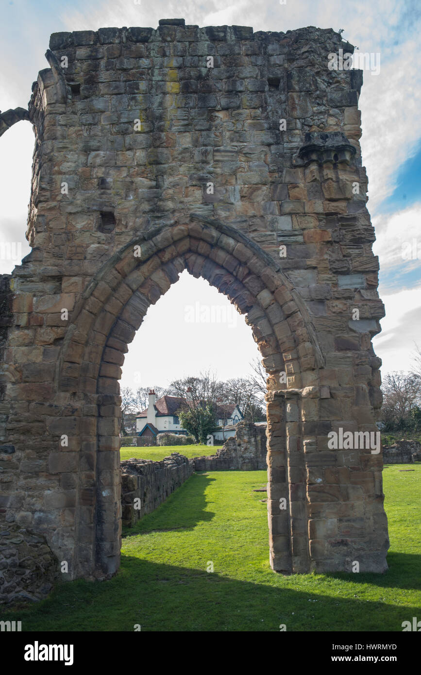 Abbazia di Basingwerk storiche rovine a Greenfield, vicino Holywell Galles del Nord. Foto Stock