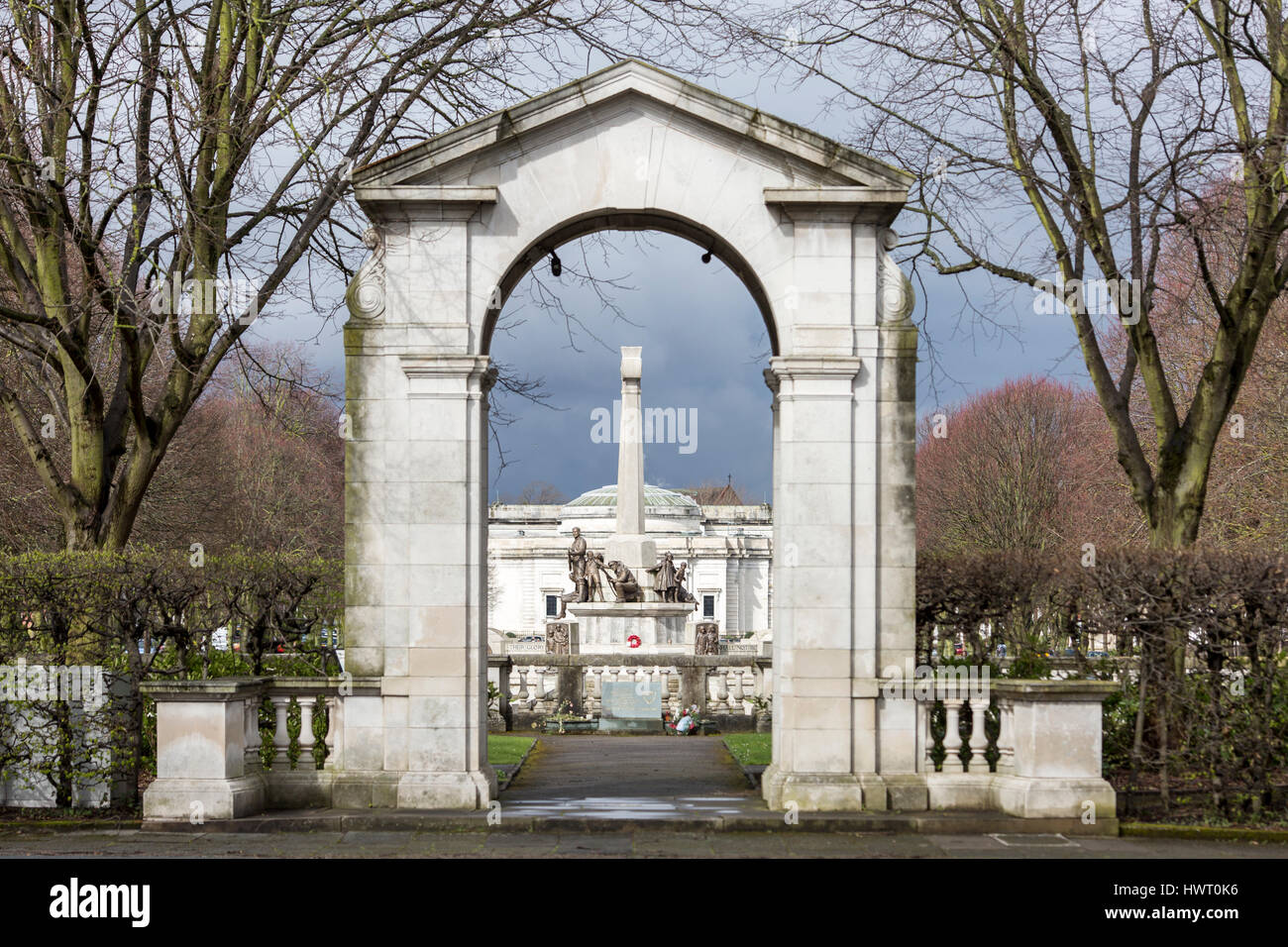 Port Sunlight - un modello di villaggio e borgo nel Metropolitan Borough of Wirral, Merseyside. Memoriale di guerra Foto Stock