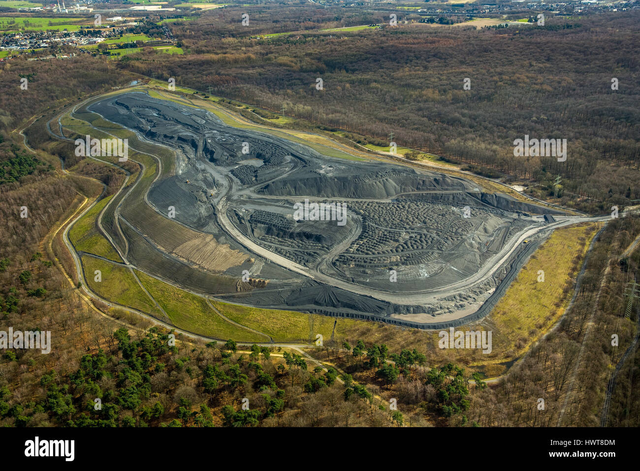 Halde Schöttelheide, anche Halde Haniel Nord, bottino punta, Ruhrkohle, Bottrop-Kirchhellen, distretto della Ruhr, Renania settentrionale-Vestfalia Foto Stock