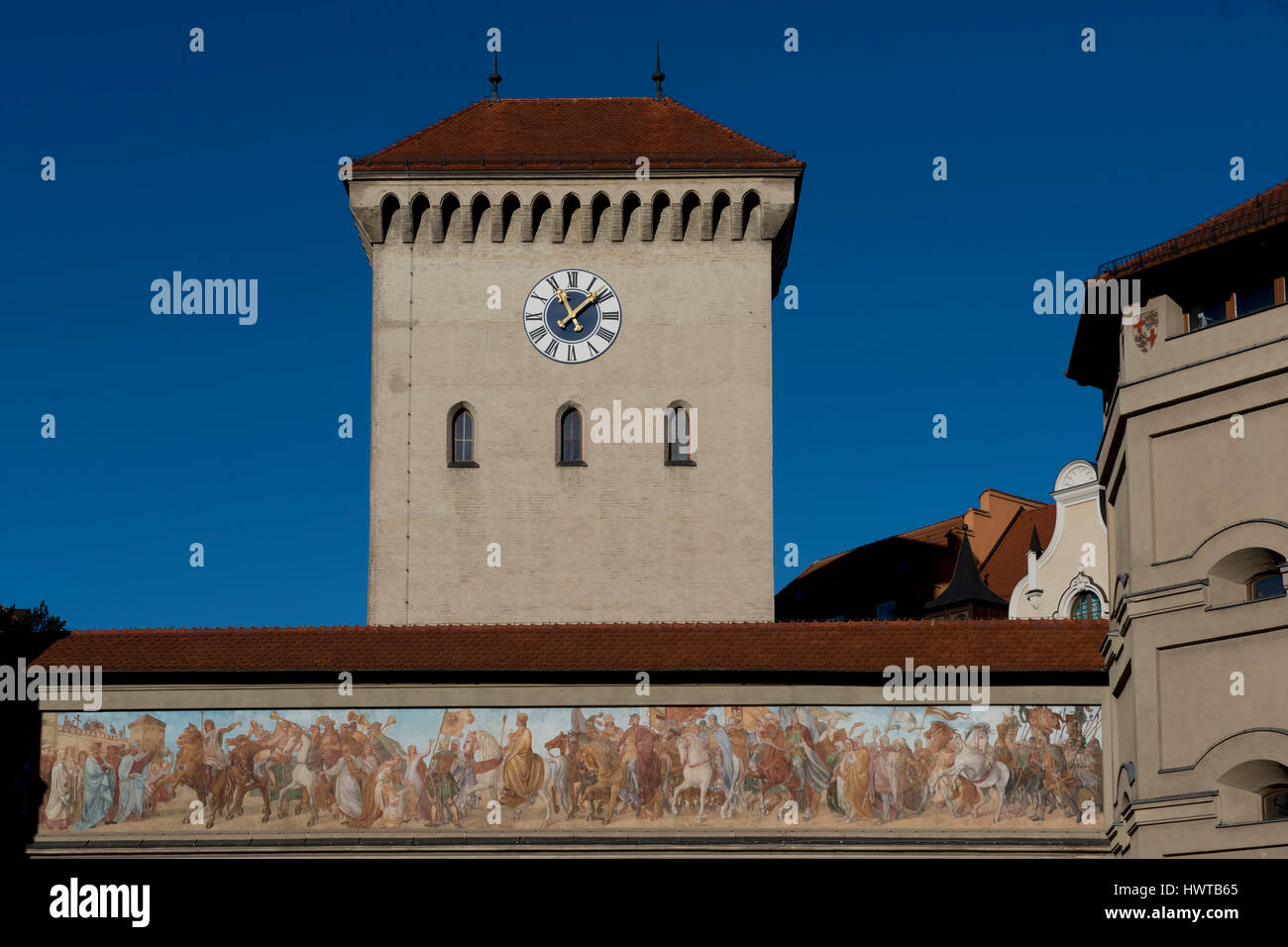 Isartor, antica porta al centro di Monaco di Baviera, Germania Foto Stock