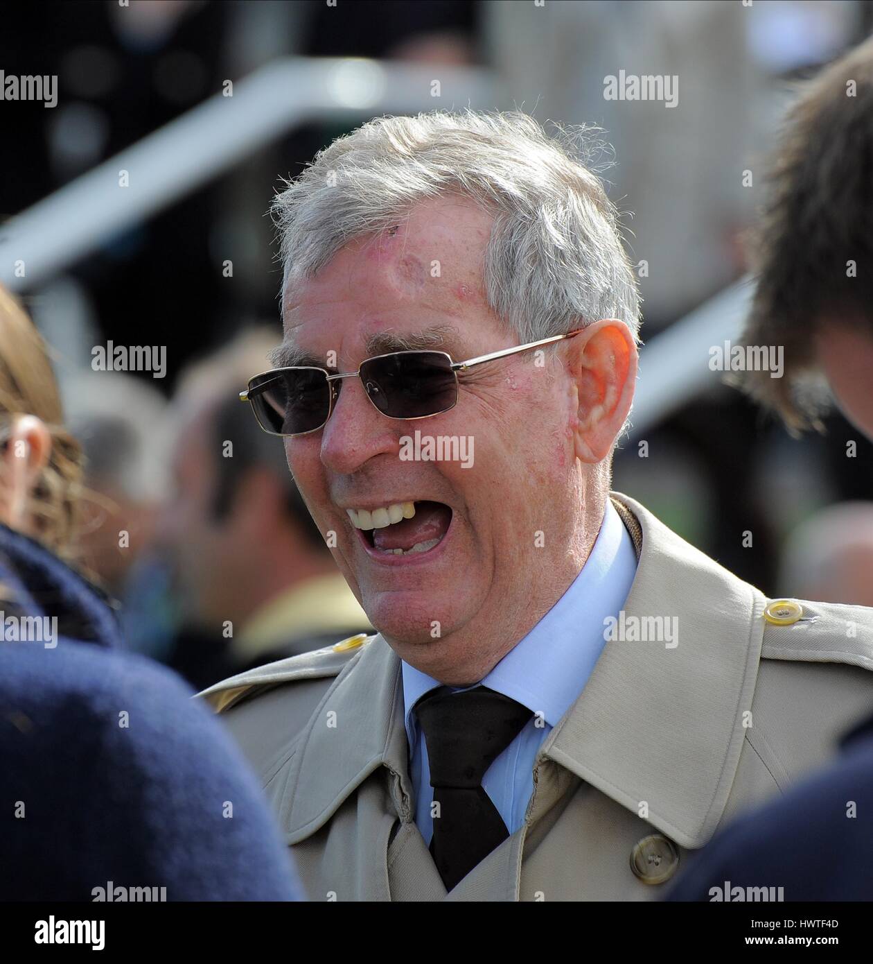 CLIVE BRITTAIN GARA allenatore di cavalli ippodromo di NEWMARKET NEWMARKET INGHILTERRA 17 Settembre 2011 Foto Stock