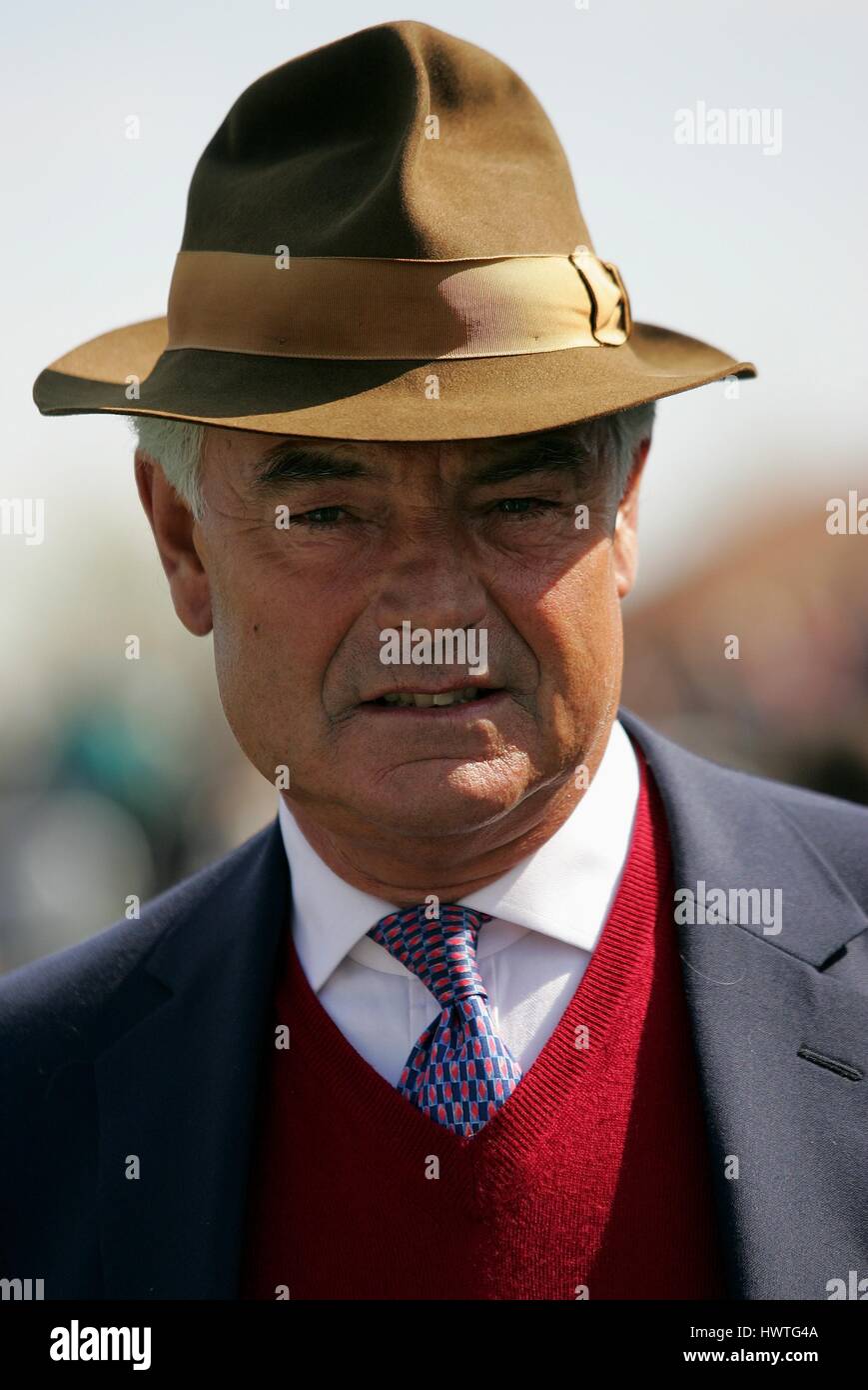 Paolo COLE corsa di cavalli TRAINER ROWLEY MILE NEWMARKET Corso Inghilterra 18 aprile 2007 Foto Stock