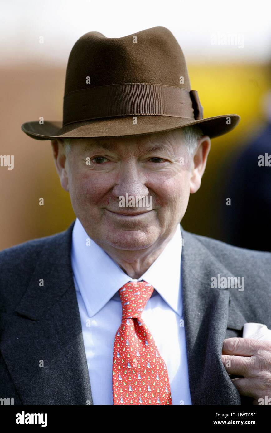 BARRY HILLS corsa di cavalli TRAINER ROWLEY MILE NEWMARKET Corso Inghilterra 18 aprile 2007 Foto Stock