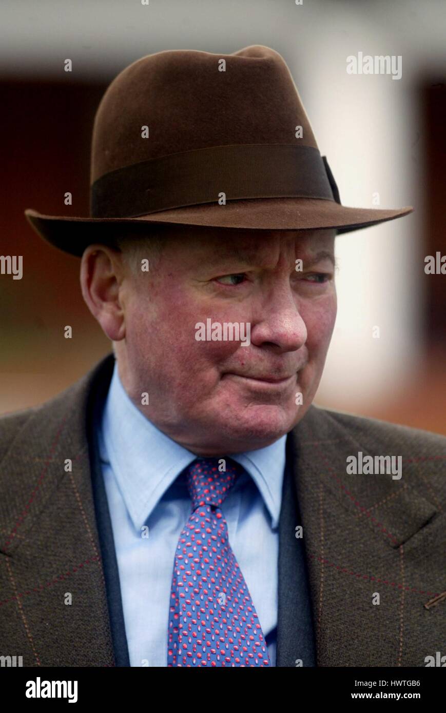 BARRY HILLS corsa di cavalli TRAINER ROWLEY MILE NEWMARKET Corso Inghilterra 19 aprile 2006 Foto Stock