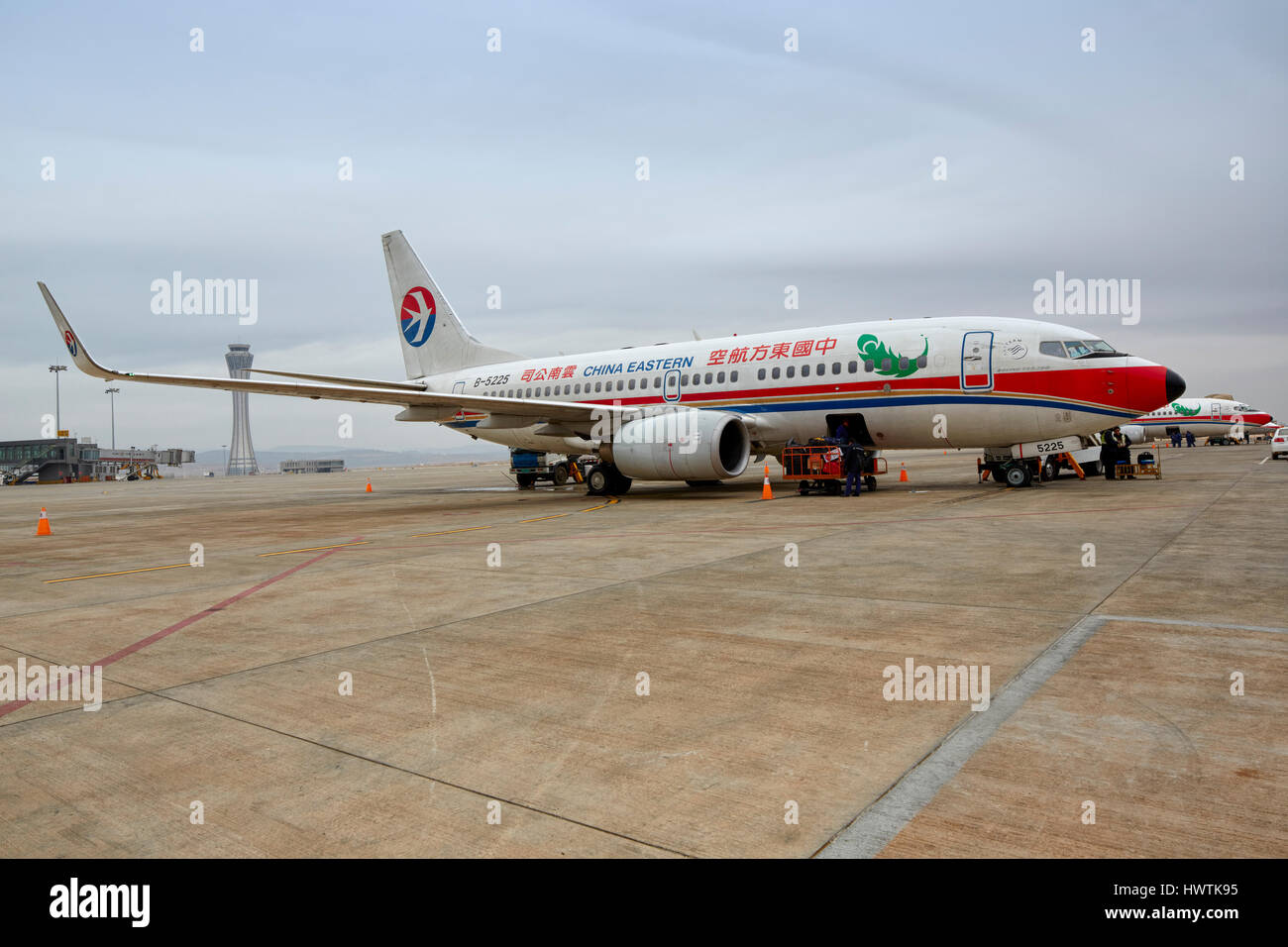 China Eastern aeroplano a Kunming Changshui Aeroporto Internazionale, Yunnan, Cina Foto Stock