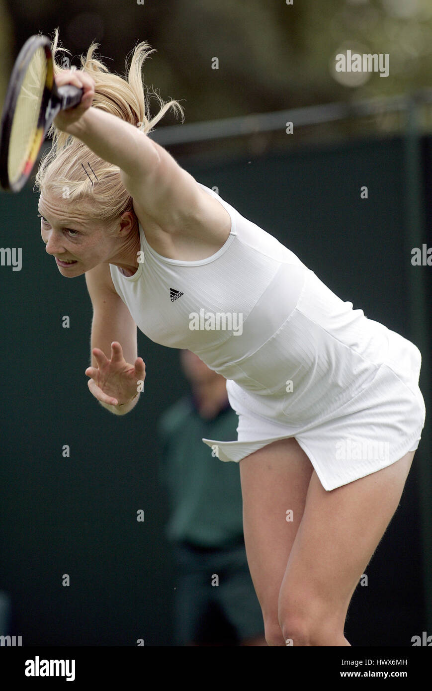 AMANDA JANES campionati di Wimbledon 2004 WIMBLEDON Londra Inghilterra 21 Giugno 2004 Foto Stock