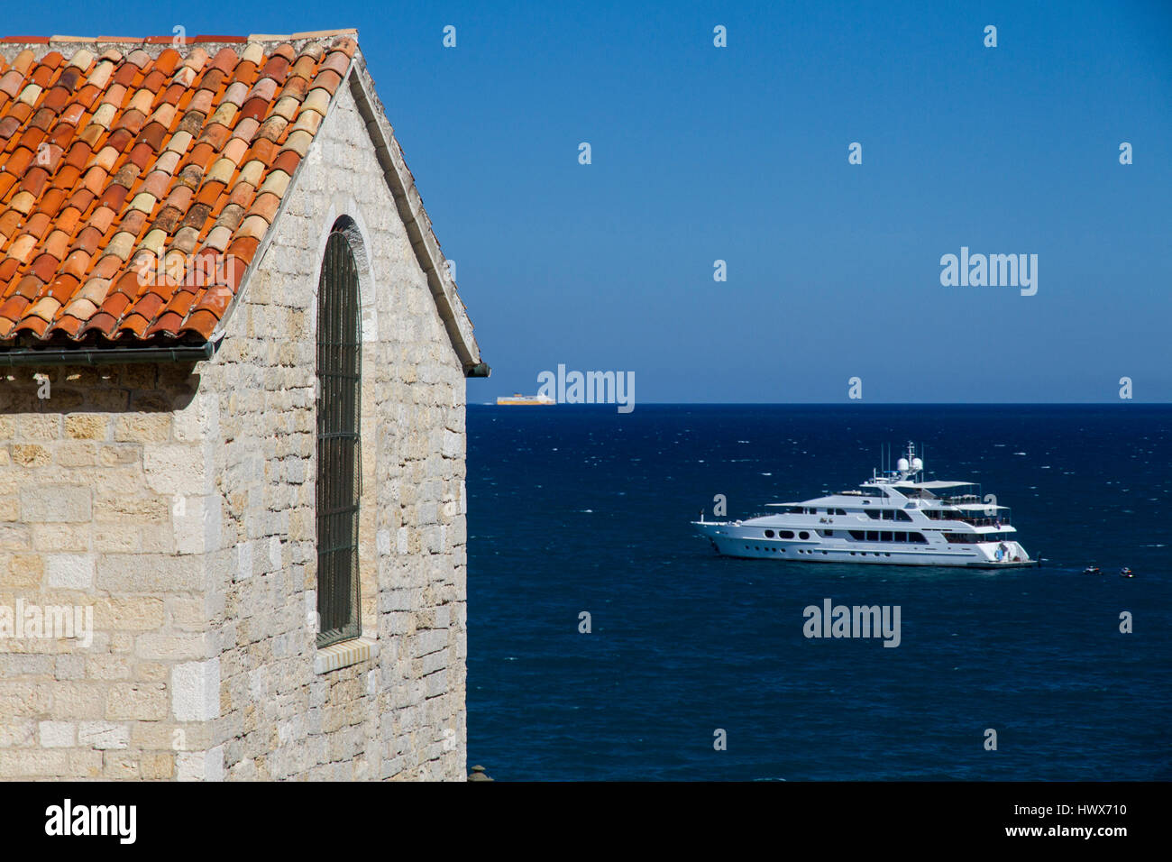 La vista dal Museo Picasso di Antibes, in Francia Foto Stock