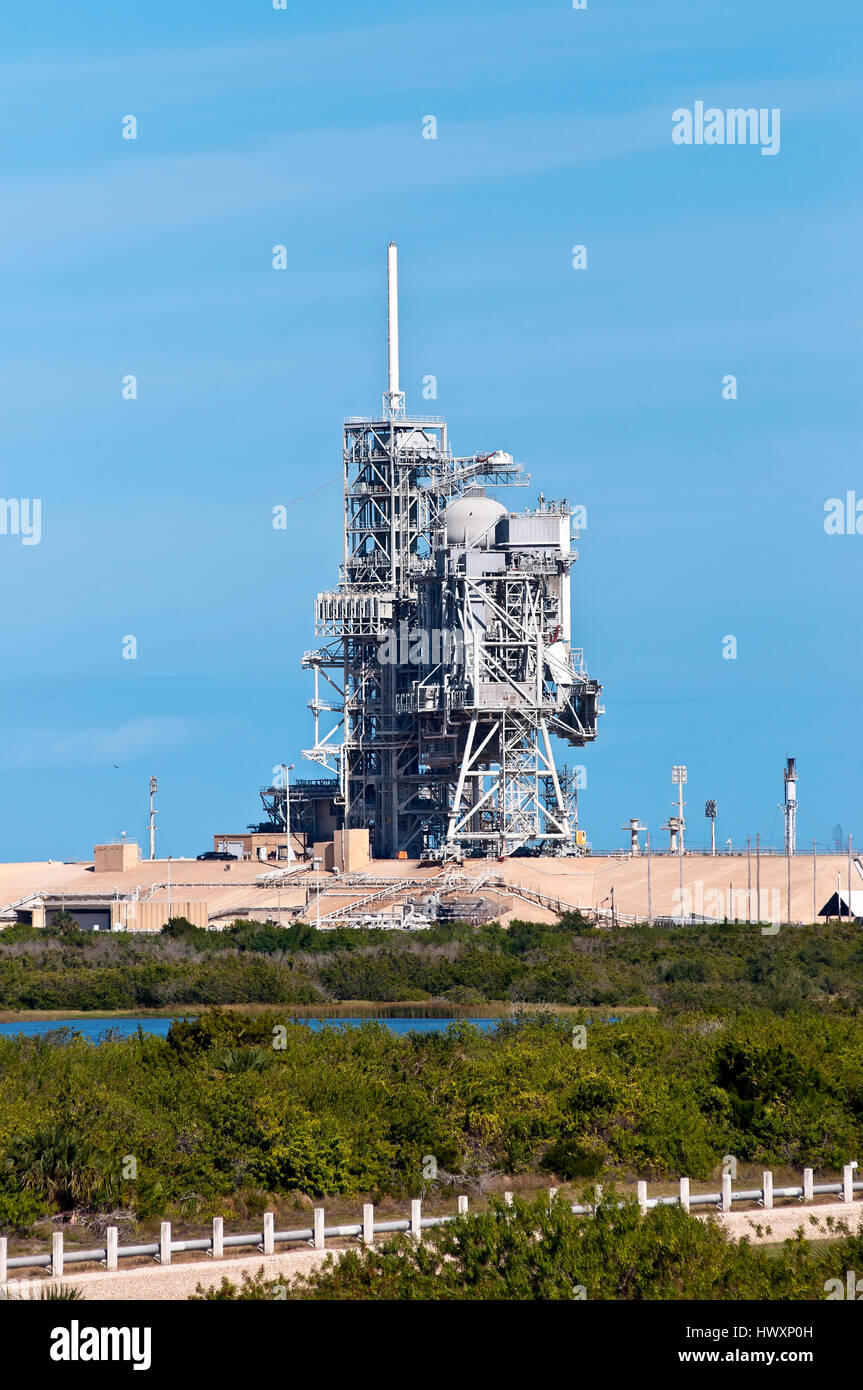 Titusville, Cape Canaveral, in Florida, Stati Uniti d'America - 22 Novembre 2011: NASA Space Shuttle Launch Center - la piattaforma di lancio dove l'ultima navetta spaziale andrà Foto Stock