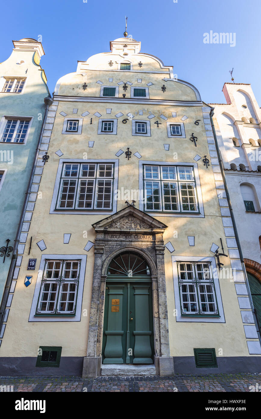 Edifici residenziali chiamato tre fratelli sulla Maza Pils Street sulla Città Vecchia di Riga, la città capitale della Repubblica di Lettonia Foto Stock