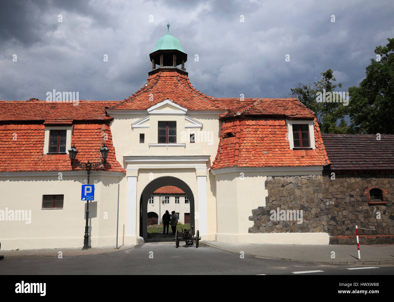 La porta del castello, Niemodlin (Falkenberg), Slesia, Polonia, Europa Foto Stock