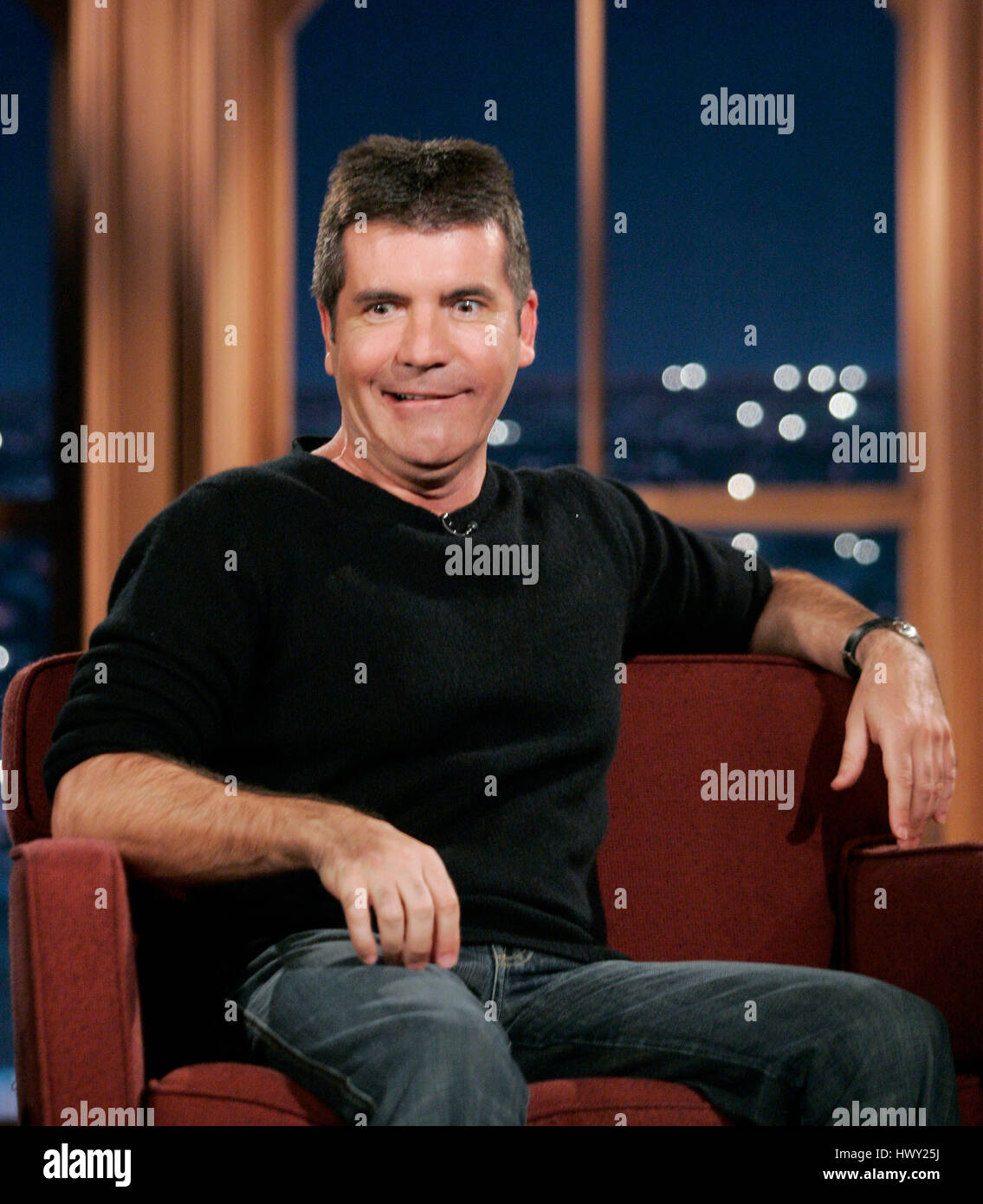 Simon Cowell durante un segmento di "Late Late Show con Craig Ferguson' alla televisione CBS nella città di Los Angeles, in California, il 20 aprile 2009. Foto di Francesco Specker Foto Stock