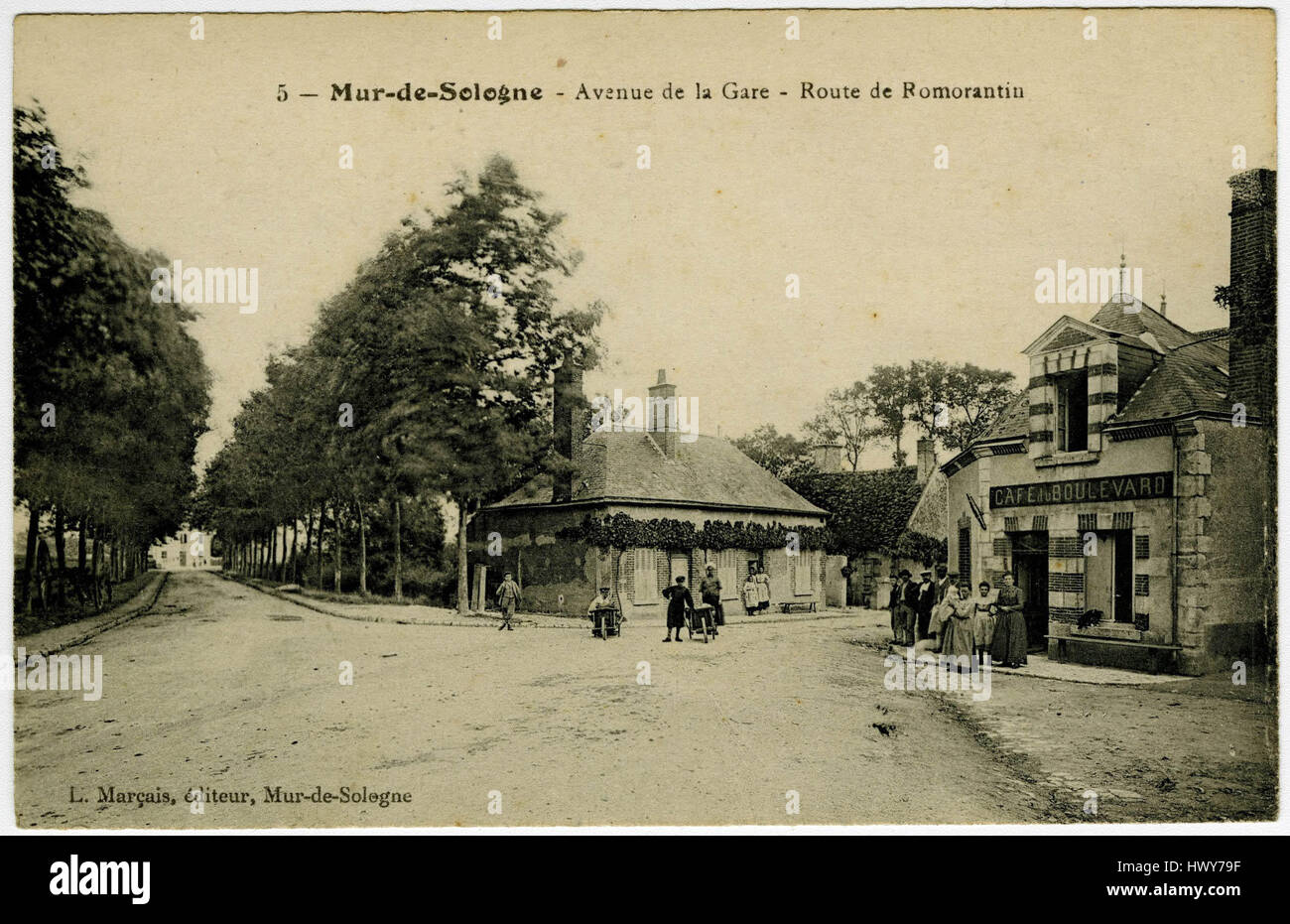 Questa antica cartolina presenta il "Mur de Sologne", una famosa parete nella regione francese di Sologne, conosciuta per il suo significato storico e il suo design architettonico unico. Foto Stock