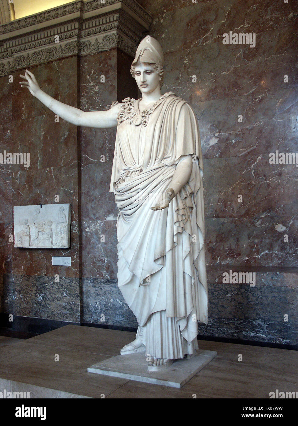 Athena statua in Lourve Foto Stock