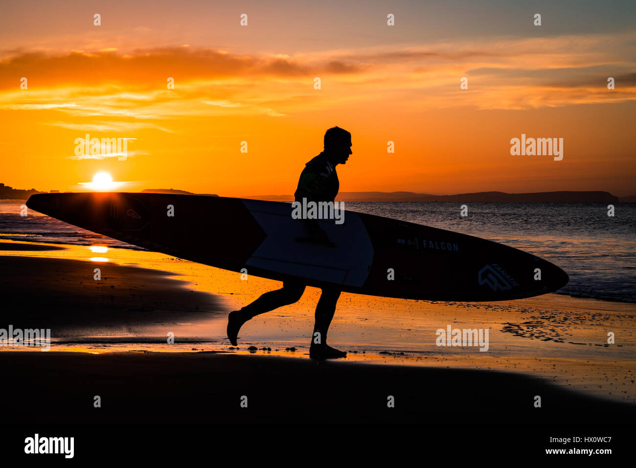 Racchetta imbarco sul Bournemouth Beach Foto Stock