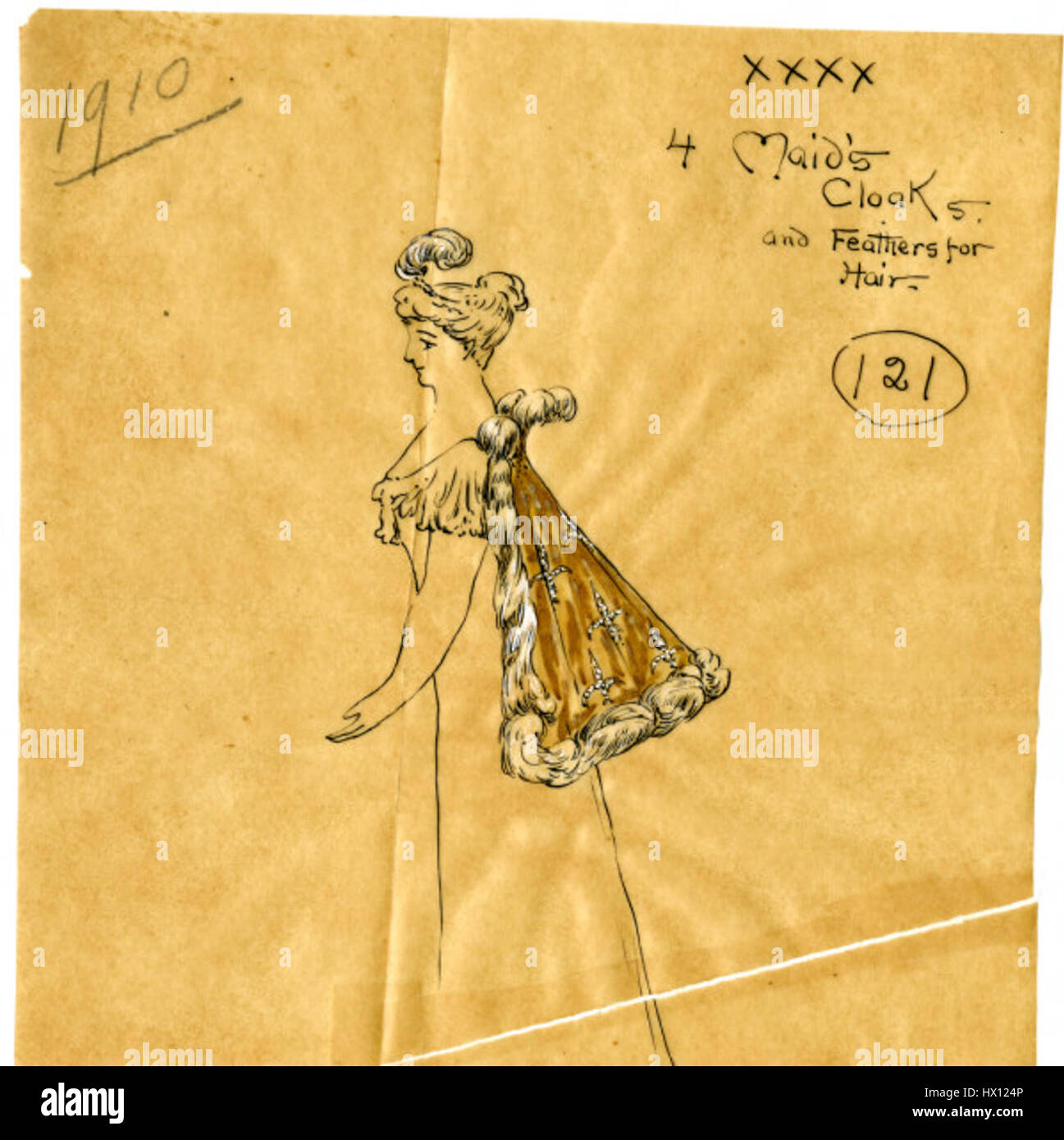 Questo disegno per *Comus*, una produzione del 1910 di Oscar Wilde, illustra un mantello indossato dalle cameriere nell'opera. Il design riflette l'estro di Wilde per l'estetica teatrale e la sua attenzione per i dettagli dei costumi. Foto Stock