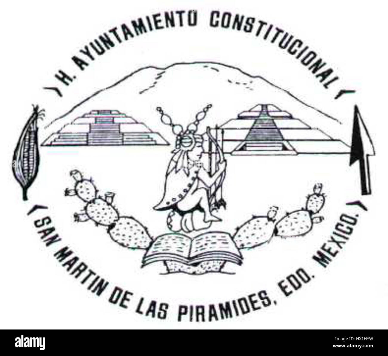 Escudosmpiramides si riferisce a scudi o simboli relativi alle piramidi, probabilmente collegati a civiltà antiche o rappresentazioni simboliche di forza, potere e protezione. Potrebbe fare riferimento a manufatti storici o iconografia culturale. Foto Stock