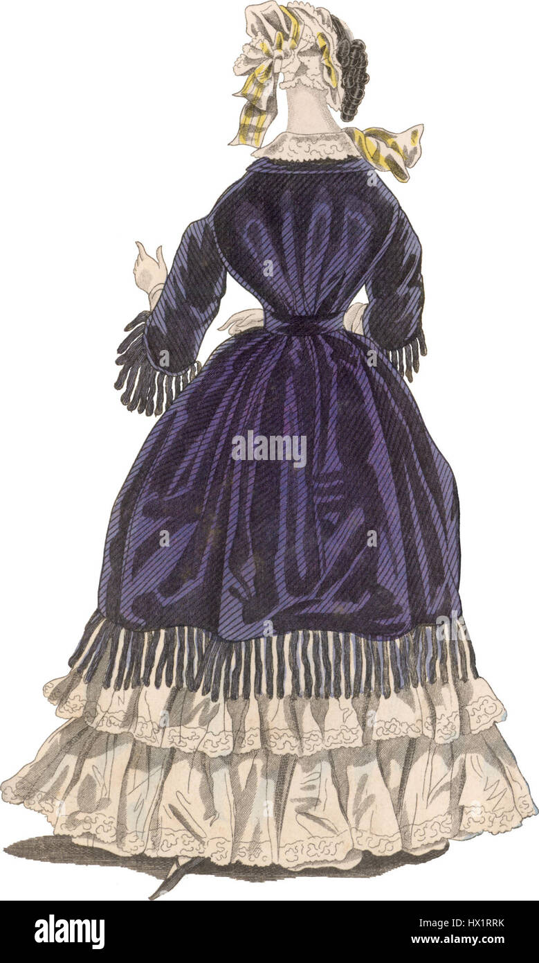 Questo titolo si riferisce ai costumi progettati per il teatro, probabilmente da un contesto storico o orientato allo spettacolo. L'attenzione è rivolta alla moda teatrale e al ruolo del costume design nelle produzioni teatrali, evidenziando l'arte e la creatività coinvolte. Foto Stock