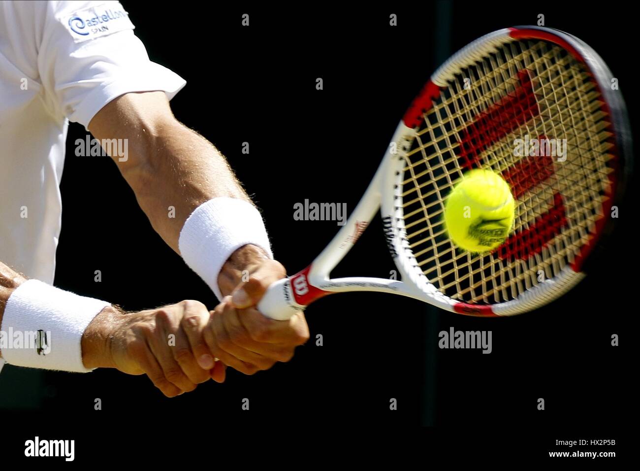 Racchetta da Tennis palla i campionati di Wimbledon i campionati di Wimbledon 15 All England Tennis Club Wimbledon LONDON EN Foto Stock
