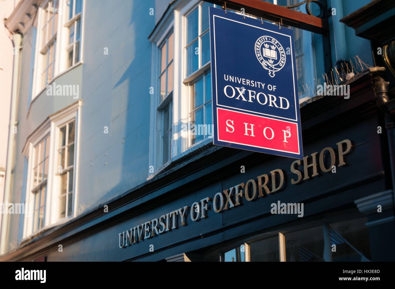 Oxford university logo immagini e fotografie stock ad alta risoluzione Alamy