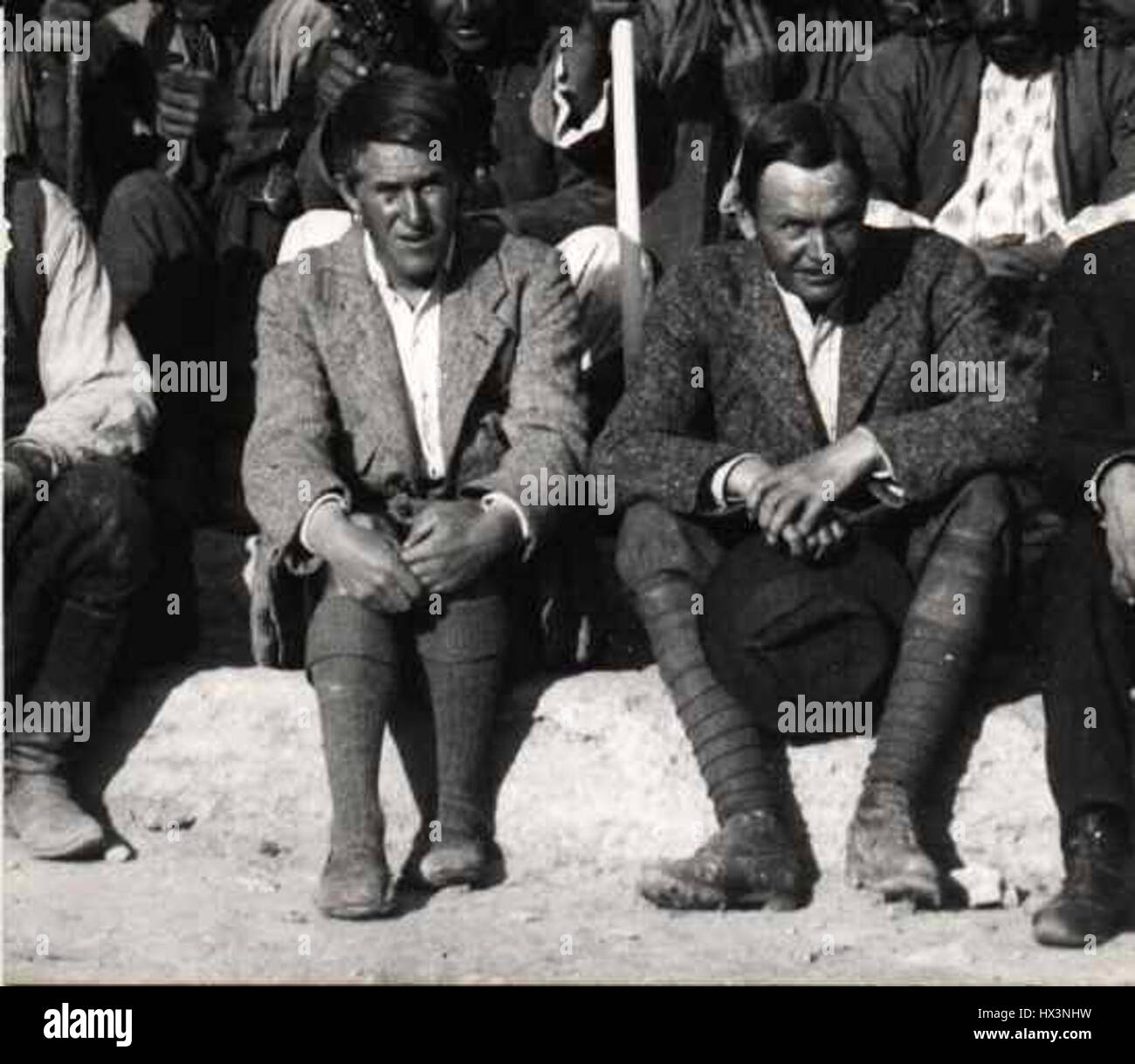 Leonard Woolley e T.E. Lawrence, un archeologo ed esploratore britannico, agli scavi del British Museum a Carchemish, in Siria, nella primavera del 1913, durante i quali Lawrence, noto anche come Lawrence d'Arabia, assistette Woolley. Foto Stock