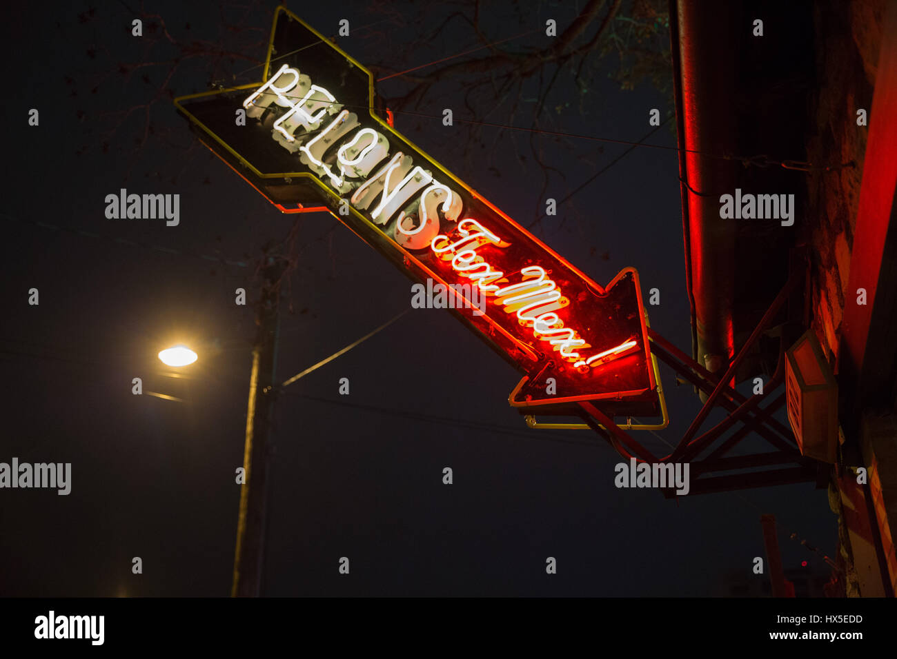 Segno pubblicità Pelons Tex Mex nel centro di Austin, Texas. Foto Stock