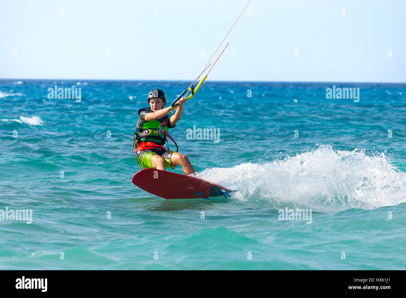Kite surfer sull'isola di Lefkada island, Grecia Foto Stock