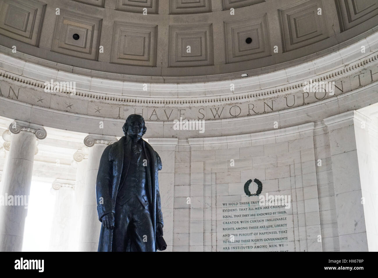 Statua di Thomas Jefferson in Presidente Thomas Jefferson Memorial, Washington DC, Stati Uniti d'America Foto Stock