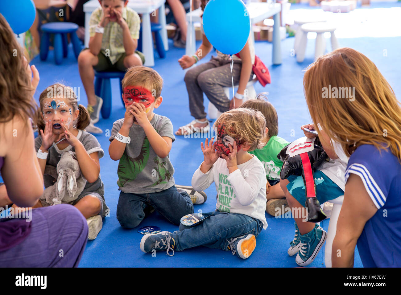 MADRID - Sep 13: intrattenimenti per i bambini a Dcode Festival il 13 settembre 2014 a Madrid, Spagna. Foto Stock