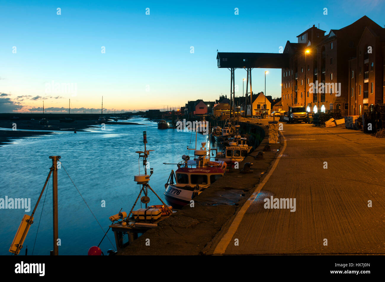 Il Quay all'alba, Pozzi-next-il-Mare, Norfolk, Inghilterra, Regno Unito Foto Stock