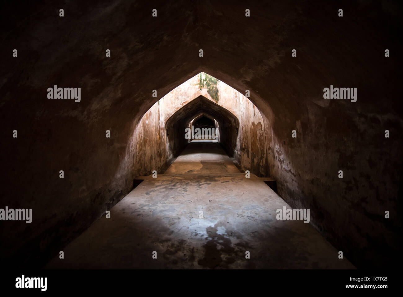 Sumur tunnel Gumuling Foto Stock