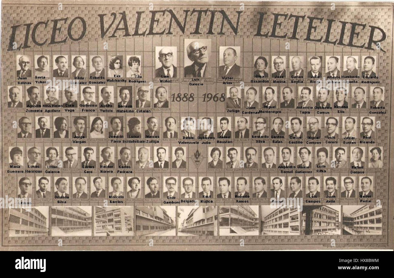 Questo lavoro, intitolato 'Profes1968', riflette probabilmente un momento nel sconvolgimento culturale e politico degli anni '1960 Il pezzo trae ispirazione dal panorama socio-politico dell'epoca. Foto Stock