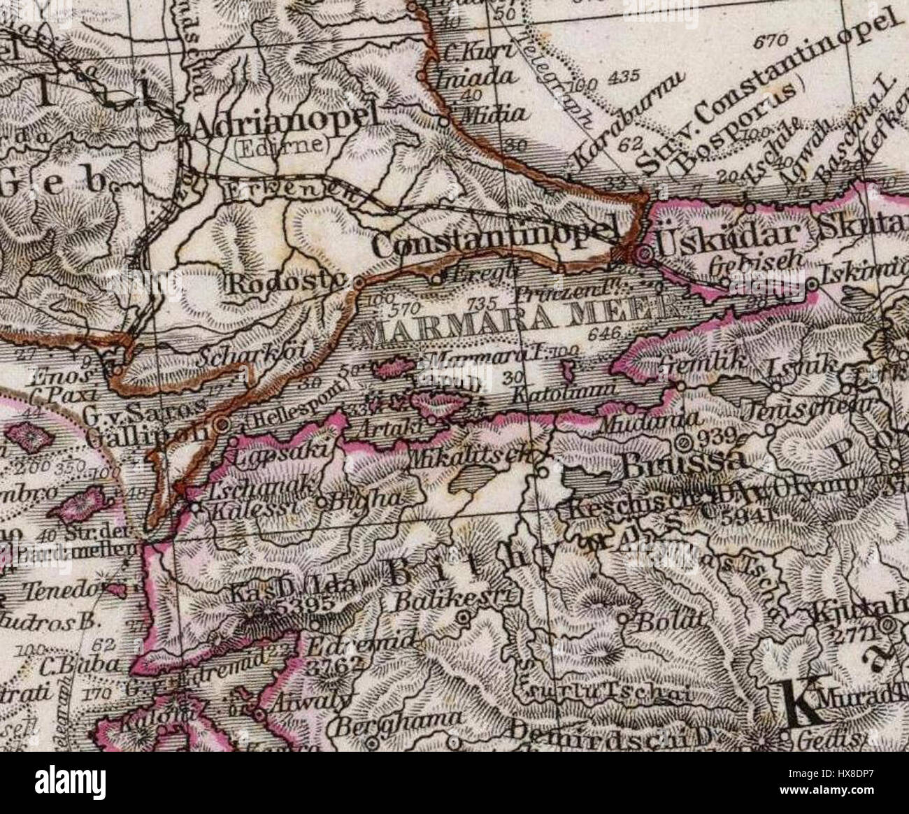 La mappa di Adolf Stieler del Mar Mediterraneo e del Nord Africa del 1875 offre una rappresentazione geografica dettagliata della regione. Fornisce approfondimenti sui confini politici e culturali dell'epoca, mostrando la maestria di Stieler nella cartografia. Foto Stock